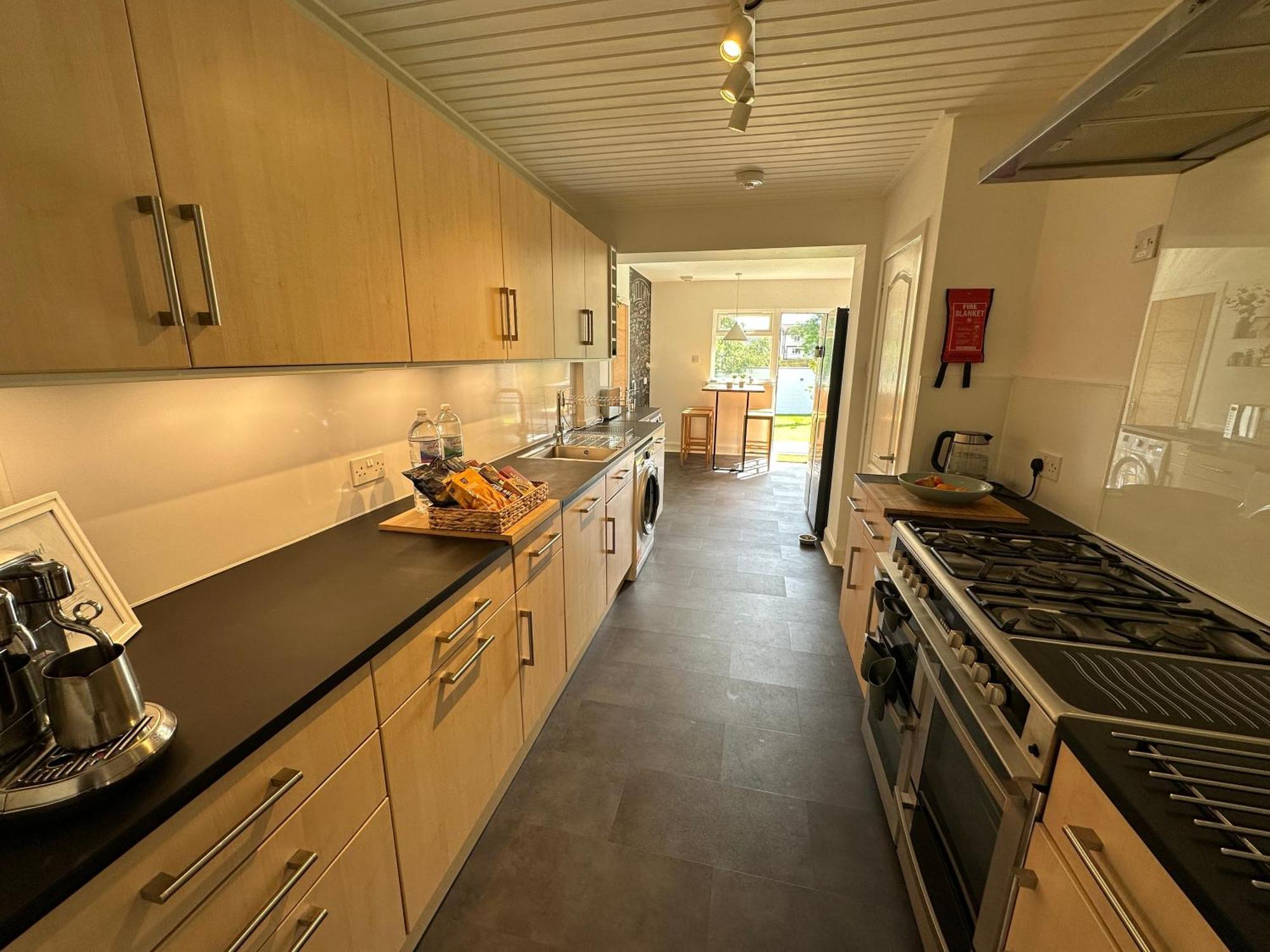 Lovely House & Garden, Short Walk To Town & Beach. Сент-Андрус Экстерьер фото